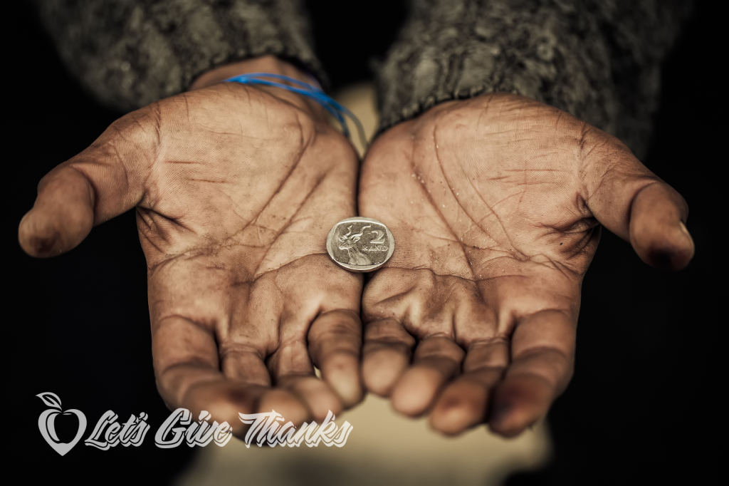 lets-give-thanks_thnksgvng_coin-in-hand_white-logo